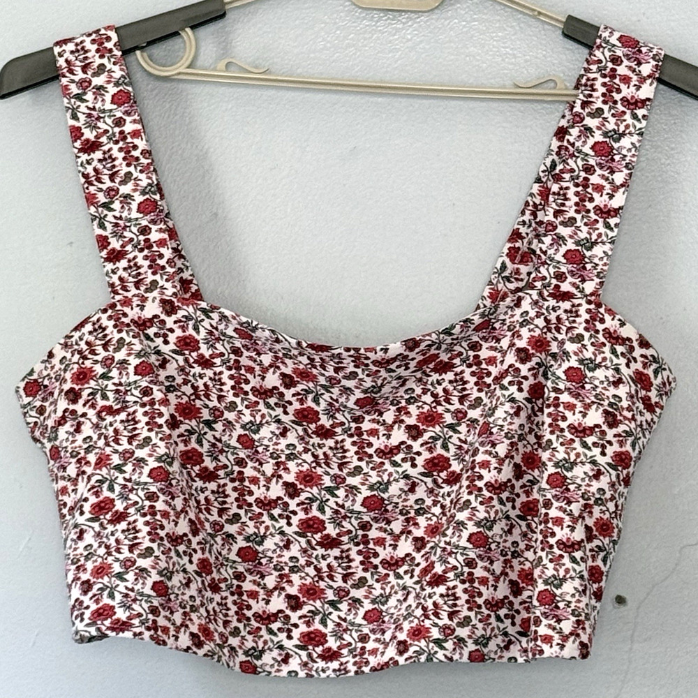 Abercrombie and Fitch Tank Top 2XL Red Floral Smocked Back Adjustable Straps